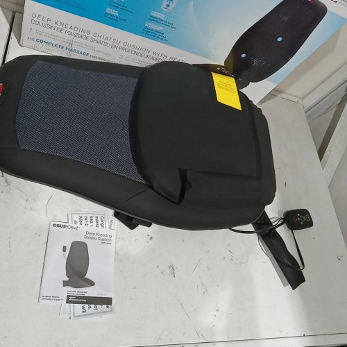 OBUSFORME DEEP KNEADING SHIATSU MASSAGE CUSHION WITH HEAT - 3 MASSAGE ZONES - BLACK (MODEL: SM-SMC-05) image 5