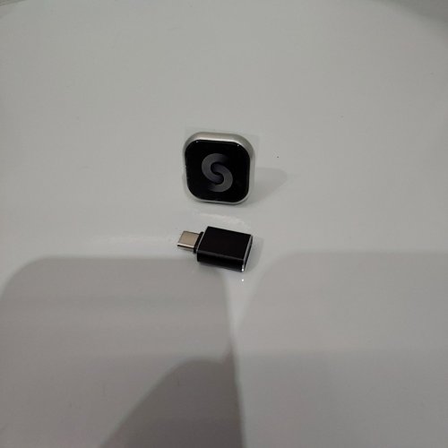 BLUETOOTH APPLE CARPLAY ANDROID AUTO WIRELESS ADAPTER - BLACK image 2