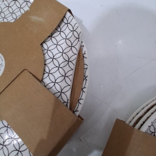3(4PK) MAINSTAYS PATTERNED DINNER PLATES - 10.5" - WHITE AND BLACK (MODEL: WMC-RL0043) image 4