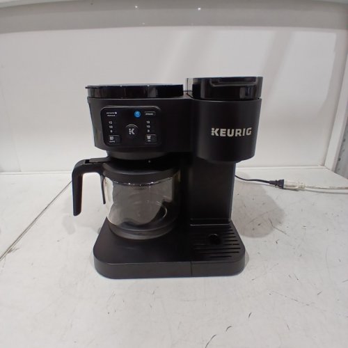 KEURIG SINGLE SERVE AND CARAFE COFFEE MAKER - BLACK (MODEL: K-DUO ESSENTIALS G2) image 3