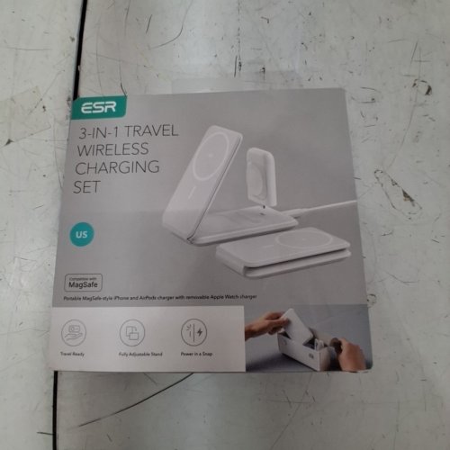 ESR 3-IN-1 TRAVEL WIRELESS CHARGER SET, MAGSAFE CHARGER STAND FOR IPHONE PRODUCTS - FOLDABLE MAGNETIC WIRELESS CHARGER - WHITE image 2
