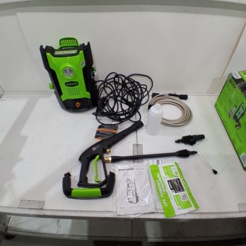 GREENWORKS COMPACT PRESSURE WASHER - 1.2GPM - 13AMP - 1500PSI - BLACK/GREEN (MODEL: GPW1501) image 3