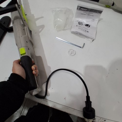 DEKOPRO 2-IN-1 CORDED ELECTRIC TREE TRIMMING CHAINSAW - 10"/8AMP - GREEN/GREY - (MODEL: DKPGCSD100C1) image 2