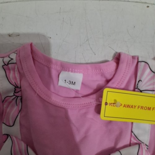 BABY'S DMQUPV LONGSLEEVE ROMPER / JUMPSUIT WITH BOW HEADBAND - 1-3 MONTHS - WHITE / PINK (STYLE : 08305362937448) image 3