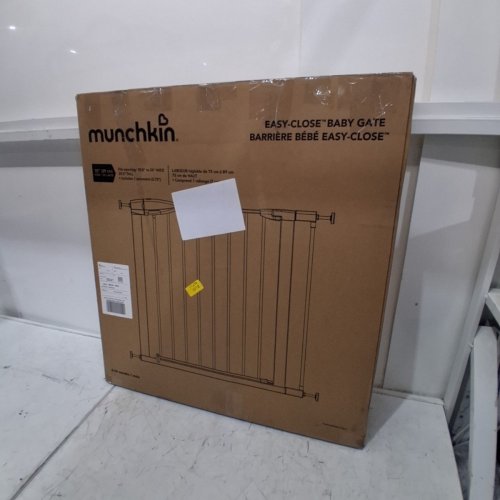 MUNCHKIN EASY CLOSE METAL BABY GATE - 29.5" - 35" X 29.5" - WHITE (MK0002-012) image 5