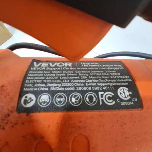 VEVOR ELECTRIC CONCRETE SAW WITH 15A MOTOR, WATER LINE AND PUMP - 12" BLADE - 4.5" MAX CUTTING DEPTH - 1800W (MODEL: DC305) image 5