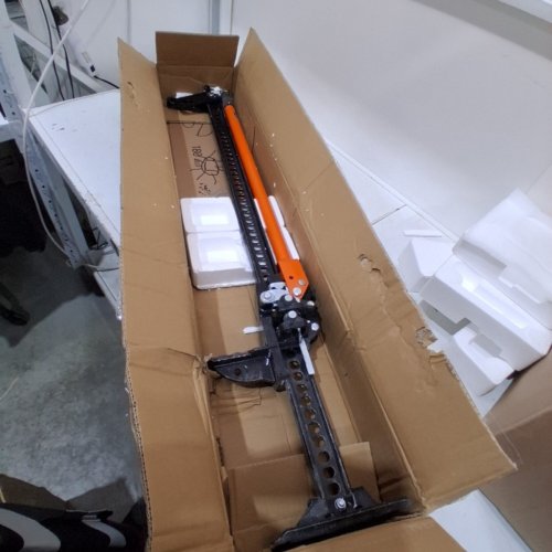 HEAVY DUTY RATCHETING OFF ROAD UTILITY HIGH LIFT FARM JACK - 48" - 700LBS - BLACK/ORANGE (MODEL: AH081048) image 2