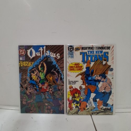 4 ASSTD DC COMIC BOOKS - THE NEW TITANS #86, OUTLAWS #7, AQUAMAN #8, BATMAN #477 - VARIOUS AUTHORS image 4