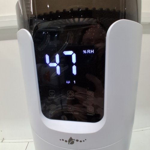 LACIDOLL ULTRASONIC HUMIDIFER TOWER WITH REMOTE CONTROL, AROMA DIFFUSER AND 360° MIST TUBE - 16L - 2000SQ.FT - 50W - WHITE/BLACK - (MODEL#: LCDJSQ-J19) image 2