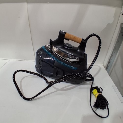 ROWENTA ULTIMATE STEAM IRON STATION PRO - 44OZ - 1800W - (MODEL: DG8668) image 3