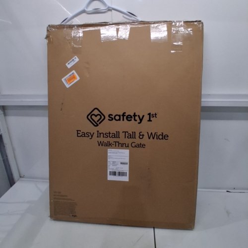 SAFETY 1ST EASY INSTALL TALL AND WIDE WALK THRU GATE - 29"-47" X 36" - WHITE (MODEL: GA106CWHOF1Z) image 4