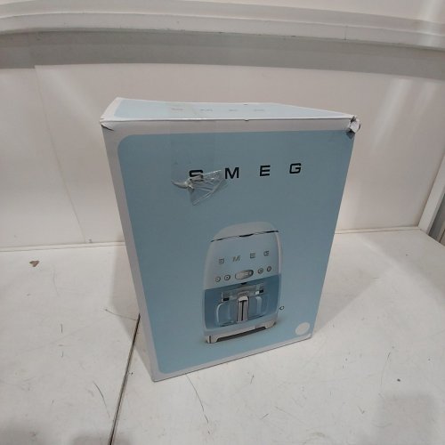 SMEG 1950FTS RETRO STYLE DIGITAL DISPLAY COFFEE MAKER - 10 CUPS - WHITE (MODEL:DCF02BLUS) image 6