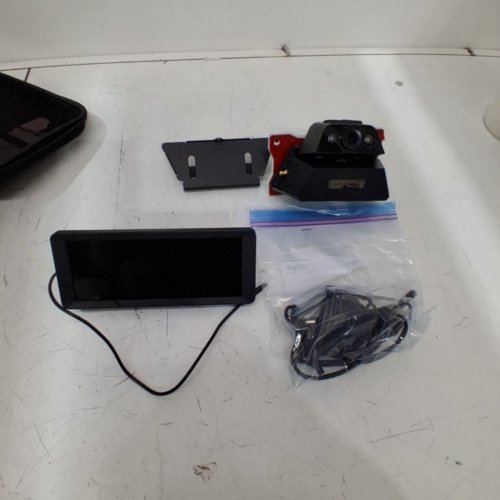 AUTO-VOX BACKUP CAMERA SYSTEM - BLACK image 4