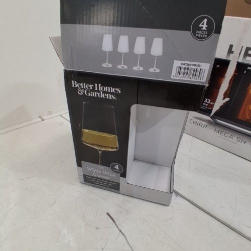 4PK BETTER HOMES AND GARDENS FLARED WINE GLASSES - 13 OZ - CLEAR image 2