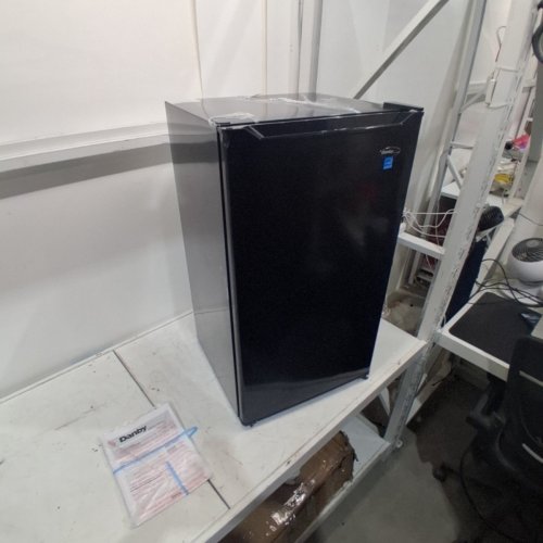 DANBY COMPACT FRIDGE - 3.2CUFT - BLACK - (MODEL: DAR032B2BM) image 3