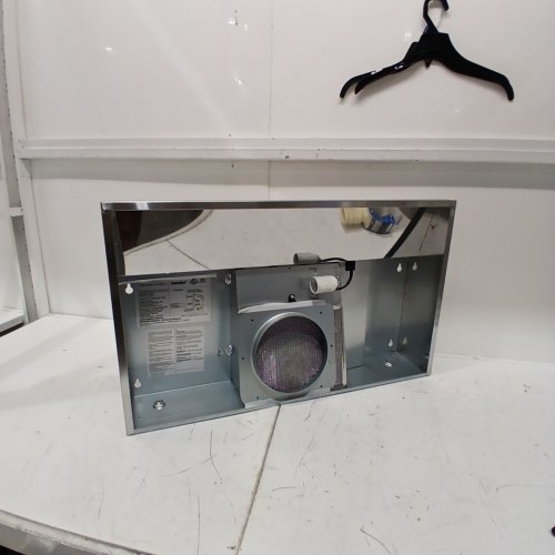 COMFEE UNDER CABINET RANGED HOOD - 30" - 200CFM - STAINLESS STEEL (MODEL: ‎CVU30W2AST) image 2