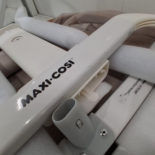 MAXI-COSI IORA BEDSIDE BASSINET - HORIZON SAND - (MODEL: ‎10179CGMT) image 3