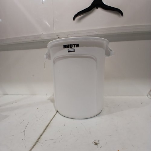 RUBBERMAID BRUTE COMMERCIAL TRASH CAN - 10 GALLON - WHITE (MODEL: FG261000WHT) image 2