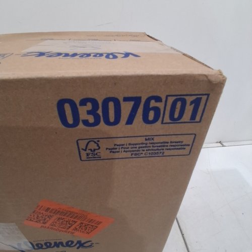 11PK KLEENEX FACIAL TISSUE - FLAT BOXES - 125 PER BOX (MODEL: 03076) image 4