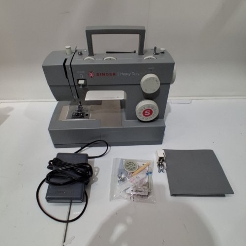 SINGER 4452 HIGH SPEED HEAVY DUTY SEWING MACHINE WITH ACCESSORIES - GREY (MODEL: 4452) image 3