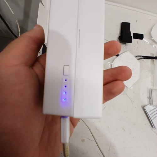 RESNR WEARABLE AIR PURIFIER - WHITE (MODEL: R18) image 2