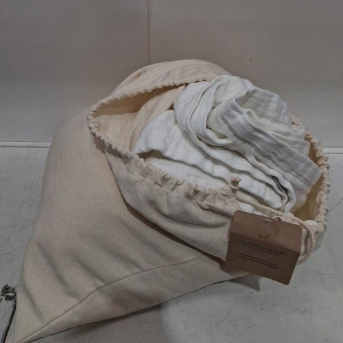 3PC HOUSE & HOME BY LYNDA REEVES EUROPEAN COLLECTION LAYERED MUSLIN BLANKET & SHAMS SET - QUEEN - WHITE (MODEL: 7823206) image 4