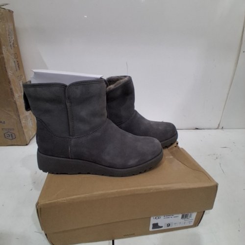 WOMENS UGG KRISTIN ANKLE BOOTS - 9 - GREY (STYLE:1012497) image 3
