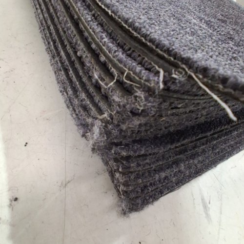 20PK VEVOR CARPET SQUARES WITH PADDING 20" X 20" - DARK GRAY image 3
