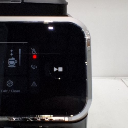 PHILIPS 3300 SERIES ULLY AUTOMATIC ESPRESSO MACHINE WITH LATTEGO MILK SYSTEM AND INTEGRATED GRINDER - GLOSSY BLACK (MODEL:EP3341/50) image 2