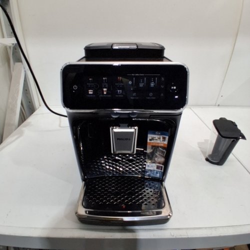 PHILIPS 3300 SERIES ULLY AUTOMATIC ESPRESSO MACHINE WITH LATTEGO MILK SYSTEM AND INTEGRATED GRINDER - GLOSSY BLACK (MODEL:EP3341/50) image 3