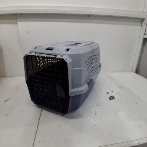 AMAZON BASICS PET CARRIER - BLUE image 2