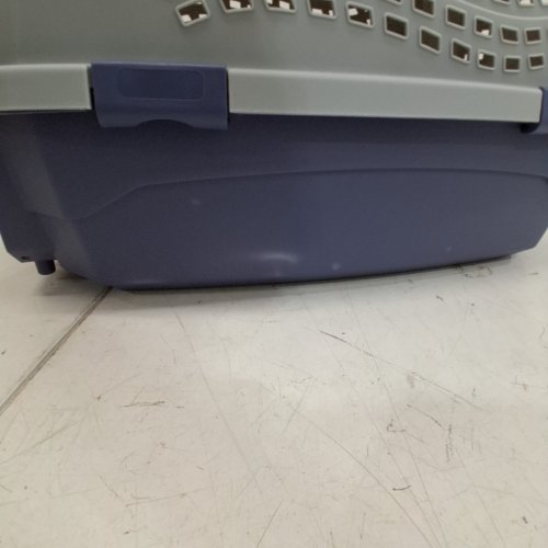 AMAZON BASICS PET CARRIER - BLUE image 4