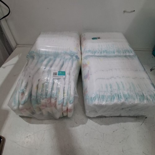 92PK PAMPERS CRUISERS 360 BABY DIAPERS - SIZE 4 image 2