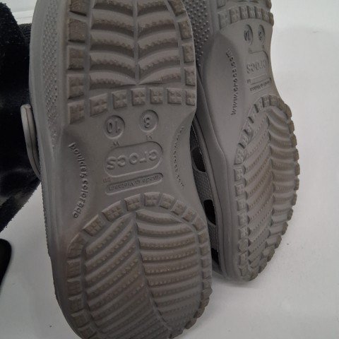UNISEX ADULT CROCS CLASSIC CLOG - M:8W:10 - DARK GREY - (STYLE:10001-738) image 3