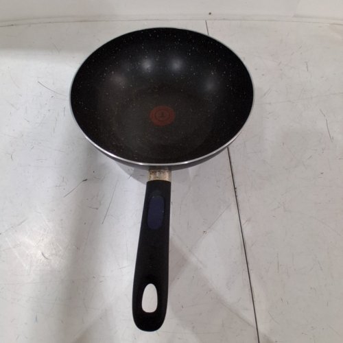 T-FAL SIGNATURE WOK - 11" - BLACK (MODEL: B2921974) image 2