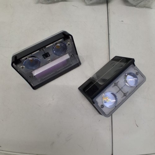 8PK AUDERWIN OUTDOOR SOLAR FENCE LIGHT WITH RGB - BLACK image 3