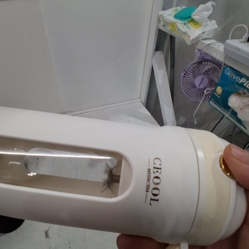 RECHARGEABLE PORTABLE BLENDER ELECTRIC JUICER - 350 ML - CREAM (MODEL:Z1) image 2
