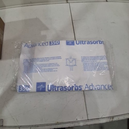 5PK MEDLINE ULTRASORBS ADVANCED PREMIUM DISPOSABLE UNDERPADS WITH SLIP RESIST TECHNOLOGY - 30" X 36" - WHITE (MODEL: MSC383500) image 2