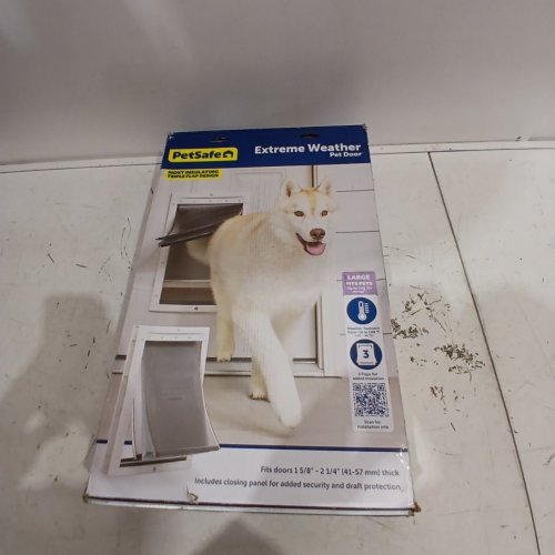 PETSAFE EXTREME WEATHER ENERGY EFFICIENT PET DOOR, LARGE 11 3/8 - WHITE - (MODEL: PPA00-10986) image 3