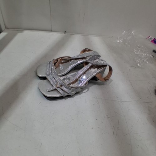 WOMEN'S GLITTER STRAPPY SANDALS - SIZE 6/6.5 (EU: 37) - SILVER image 2