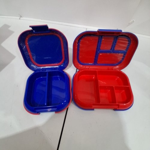 2PK KIDS BENTGO LUNCHBOXES WITH DIVIDERS AND ICE PACKS - RED/WHITE (MODEL: 1997883) image 3