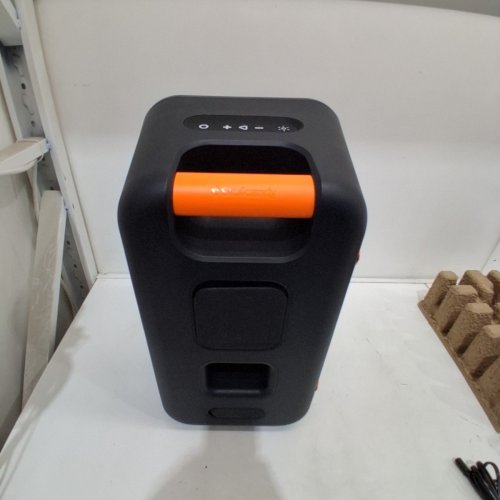 SKULLCANDY STOMP XL WIRELESS BLUETOOTH PARTY SPEAKER - INTEGRATED CARRY HANDLE​, IPX5 WATER RESISTANCE, 12-HOUR BATTERY LIFE - BLACK ORANGE (MODEL:2SKSK1851/4449801) image 6