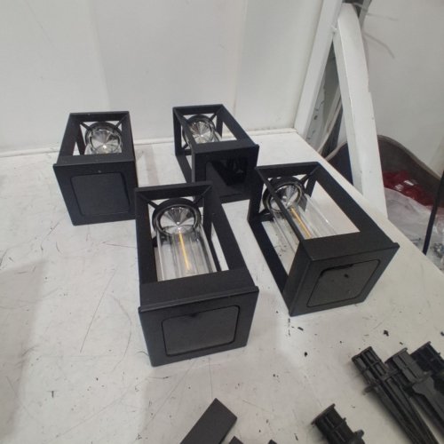 4PK GTX NATURALLY SOLAR POWERED 25LM PATHWAY LIGHTS - 4"X4"X23"- BLACK (MODEL: 1937955) image 4