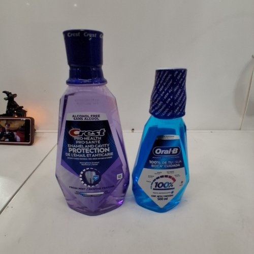 2 ASSORTED MOUTHWASHES- ORAL-B/ CREST - 1L AND 500 ML image 2