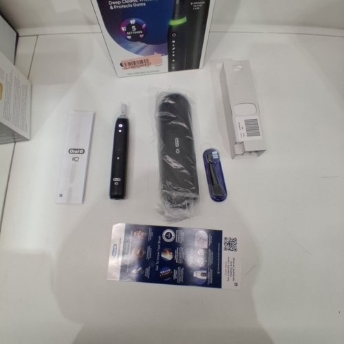 ORAL-B IO SERIES 5 ELECTRIC RECHARGEABLE TOOTHBRUSH - BLACK (MODEL: G5.1B6.2K) image 4