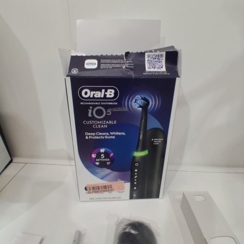 ORAL-B IO SERIES 5 ELECTRIC RECHARGEABLE TOOTHBRUSH - BLACK (MODEL: G5.1B6.2K) image 6