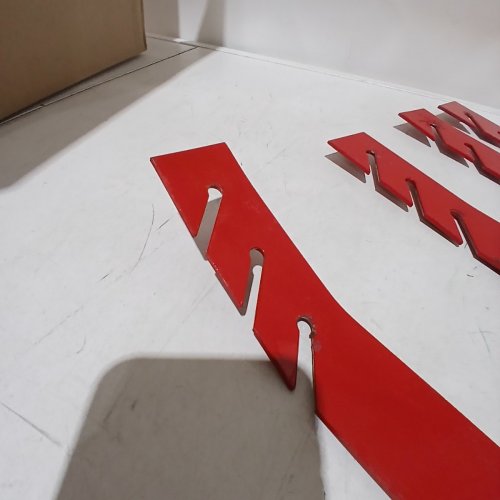 4PK GUARDIAN 45° FIXED ANGLE ROOFING BRACKET WITH 6" PLATFORM - RED (MODEL: 2504) image 5