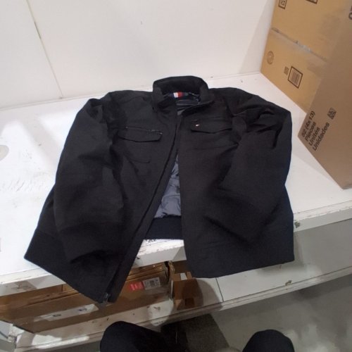 MEN'S TOMMY HILFIGER FOUR POCKET PERFORMANCE JACKET- WIND & WATER RESISTANT - LARGE - BLACK image 2