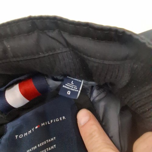 MEN'S TOMMY HILFIGER FOUR POCKET PERFORMANCE JACKET- WIND & WATER RESISTANT - LARGE - BLACK image 4