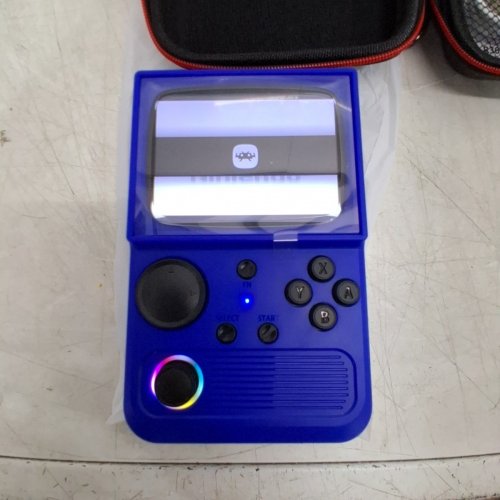 R36T RETRO TV STYLE GAMING HANDHELD WITH 18543 GAMES - 64GB - RGB LIGHT - BLUE image 3